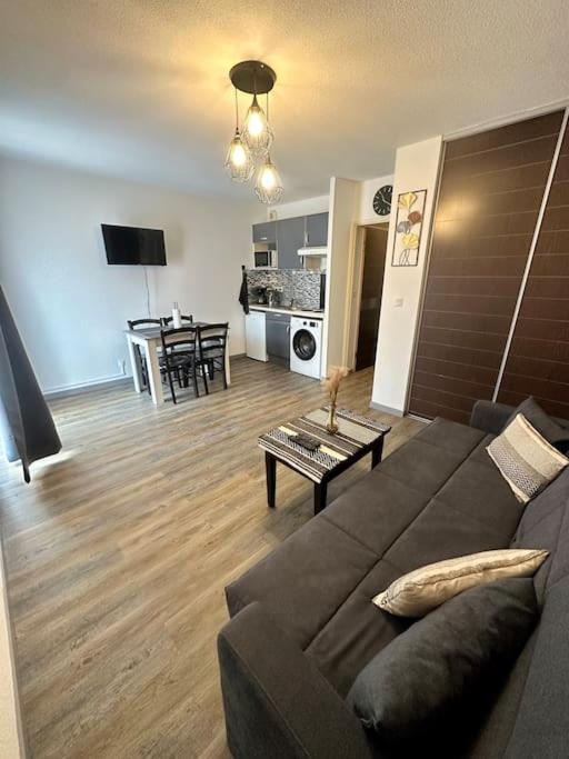 Lourdes Home מראה חיצוני תמונה
